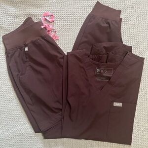 Figs Scrubs XS Caterina and XSP high waisted Zamora jogger